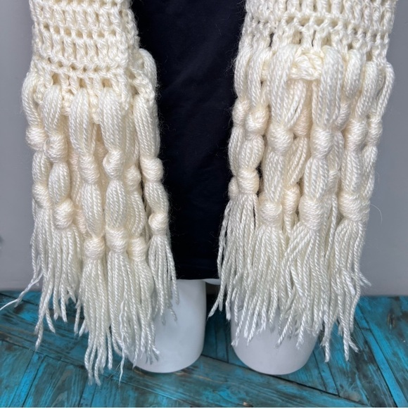 Handmade Knit Extra Long Cream Scarf - Picture 3 of 5